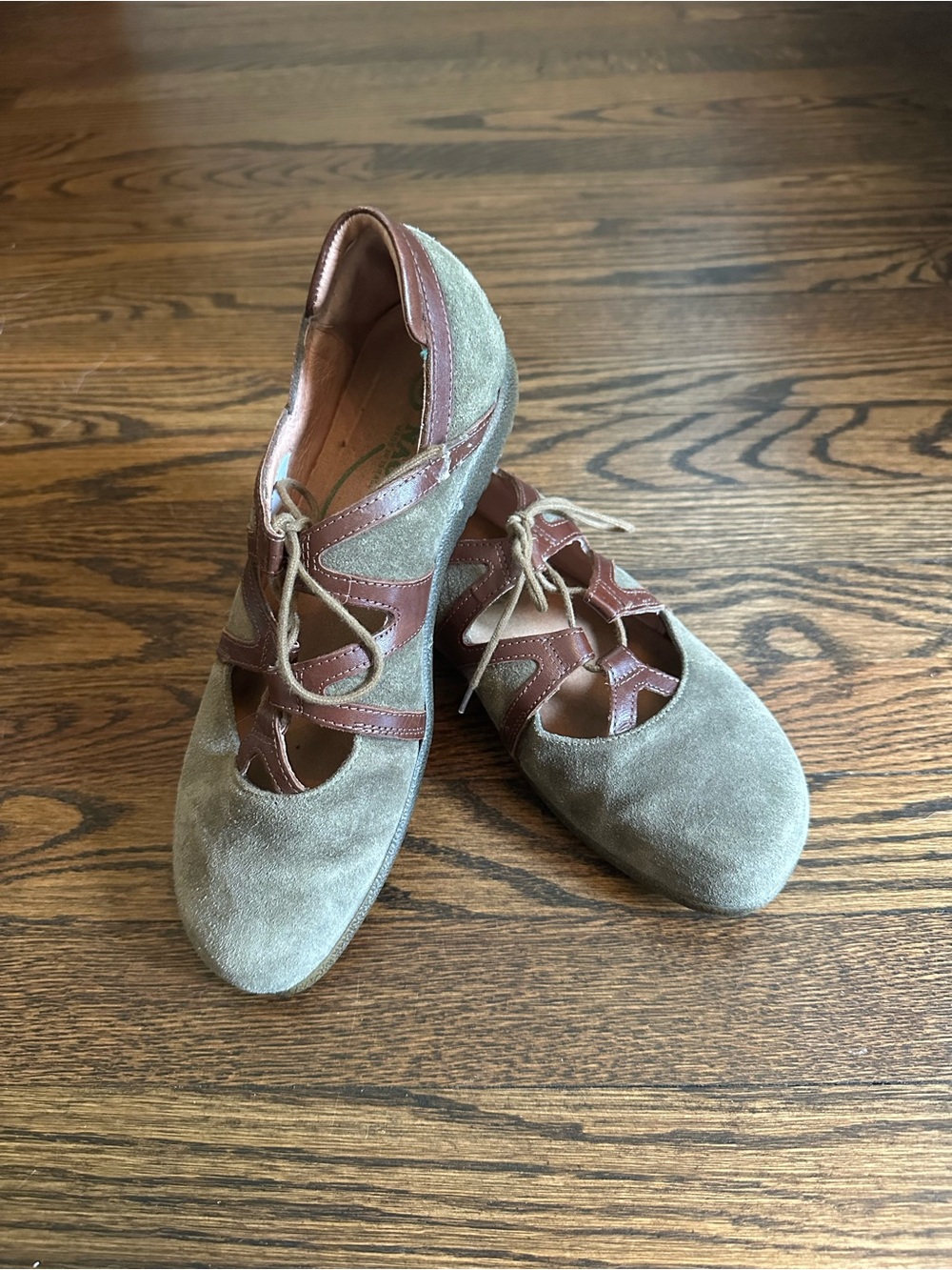 NAOT Timu Suede Lace Up Mary Jane Olive Brown 38/7